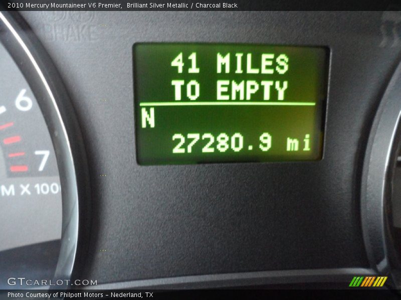 Brilliant Silver Metallic / Charcoal Black 2010 Mercury Mountaineer V6 Premier