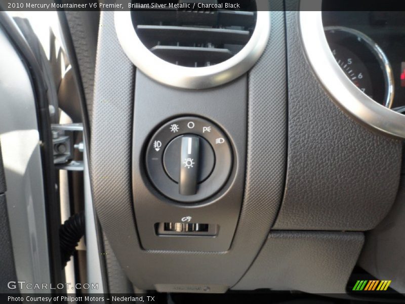 Controls of 2010 Mountaineer V6 Premier