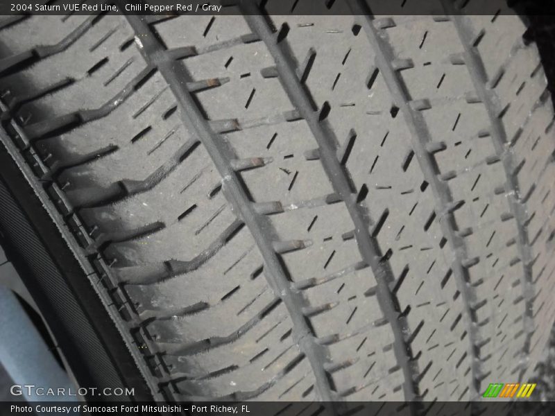 Chili Pepper Red / Gray 2004 Saturn VUE Red Line