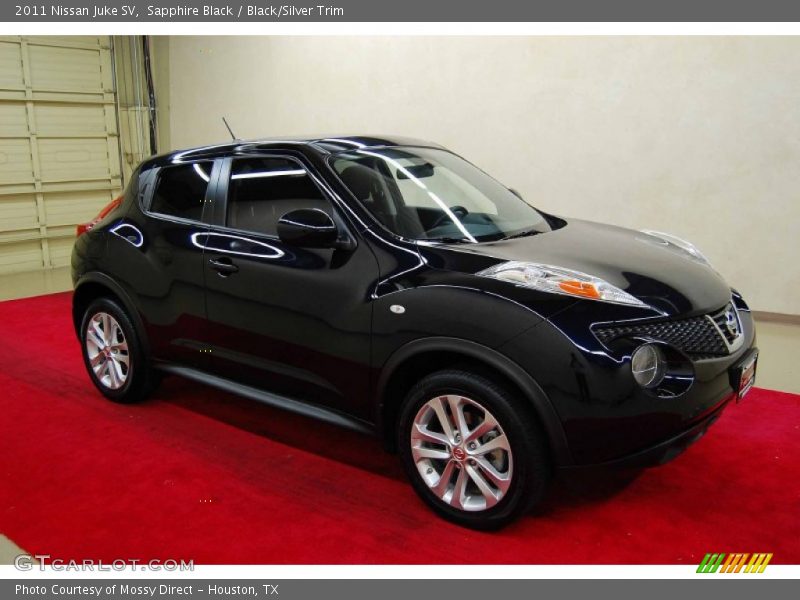 Sapphire Black / Black/Silver Trim 2011 Nissan Juke SV