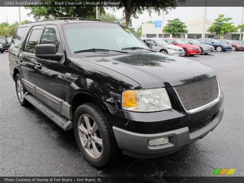 Black Clearcoat / Medium Parchment 2003 Ford Expedition XLT