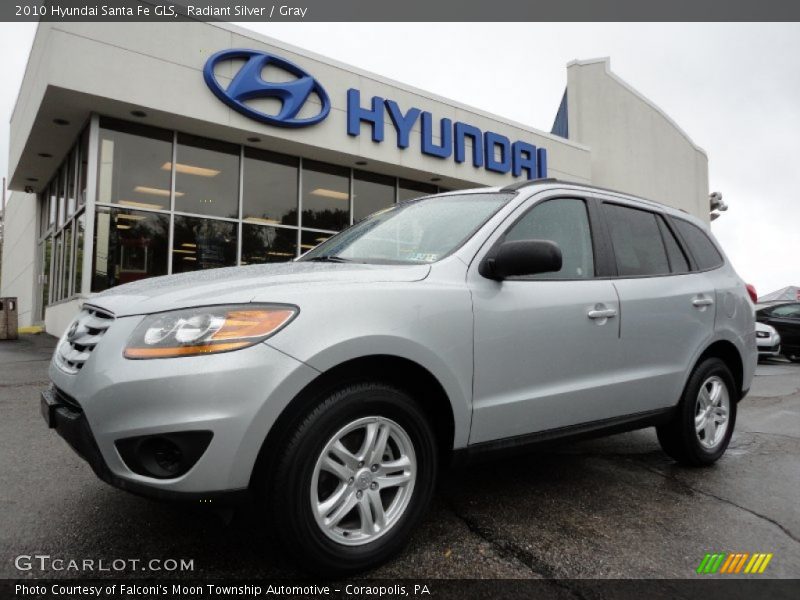 Radiant Silver / Gray 2010 Hyundai Santa Fe GLS