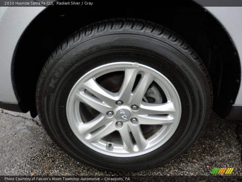 Radiant Silver / Gray 2010 Hyundai Santa Fe GLS