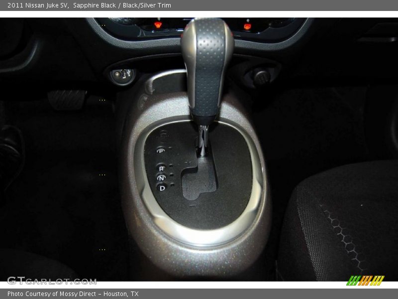Sapphire Black / Black/Silver Trim 2011 Nissan Juke SV
