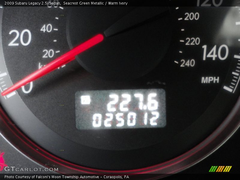 Seacrest Green Metallic / Warm Ivory 2009 Subaru Legacy 2.5i Sedan