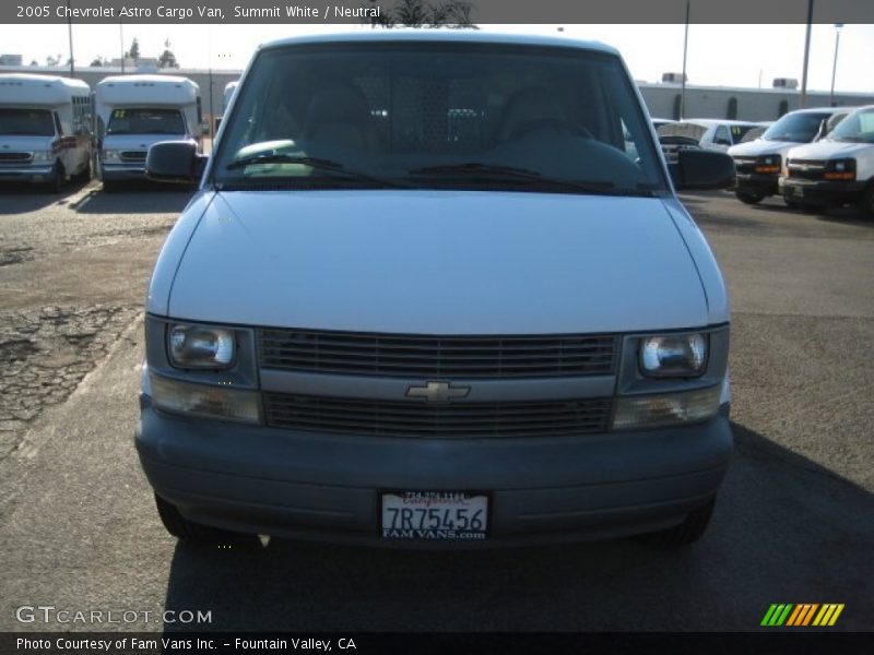 Summit White / Neutral 2005 Chevrolet Astro Cargo Van