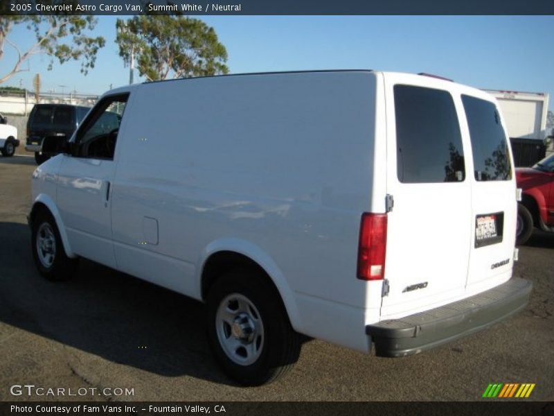 Summit White / Neutral 2005 Chevrolet Astro Cargo Van