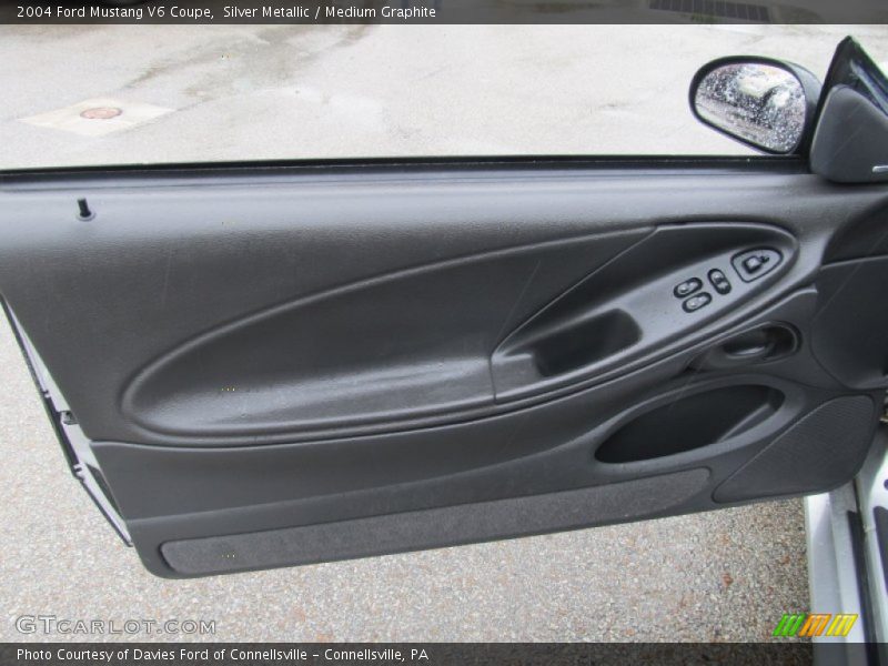 Silver Metallic / Medium Graphite 2004 Ford Mustang V6 Coupe