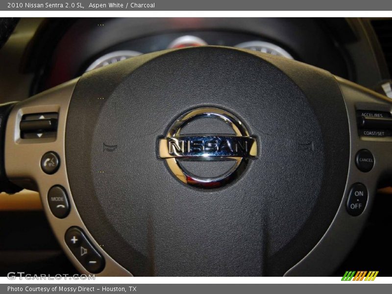 Aspen White / Charcoal 2010 Nissan Sentra 2.0 SL