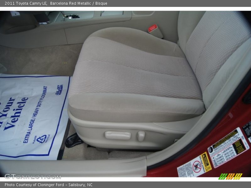 Barcelona Red Metallic / Bisque 2011 Toyota Camry LE