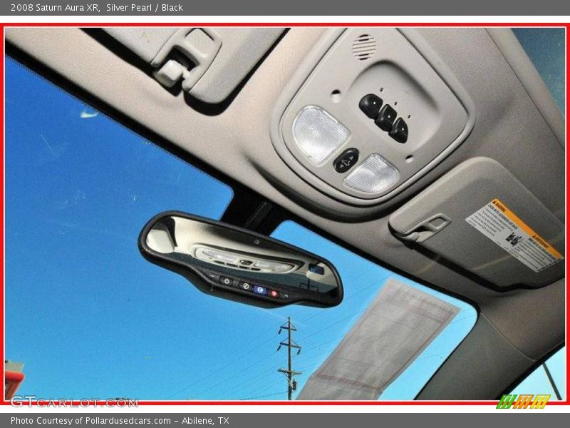 Silver Pearl / Black 2008 Saturn Aura XR