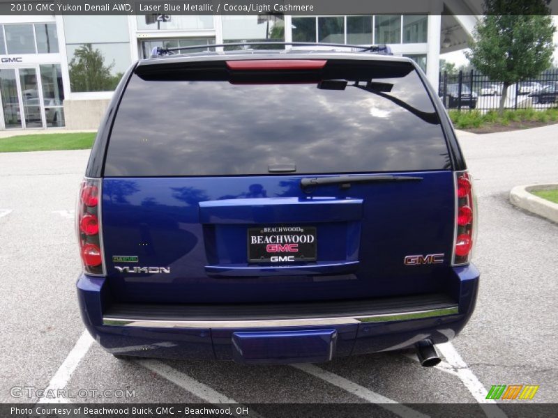 Laser Blue Metallic / Cocoa/Light Cashmere 2010 GMC Yukon Denali AWD