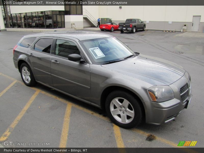 Mineral Gray Metallic / Dark Slate Gray/Light Graystone 2005 Dodge Magnum SXT