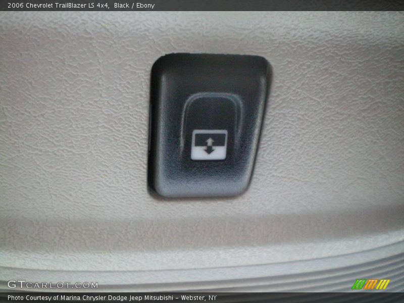 Black / Ebony 2006 Chevrolet TrailBlazer LS 4x4