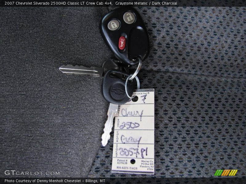 Keys of 2007 Silverado 2500HD Classic LT Crew Cab 4x4