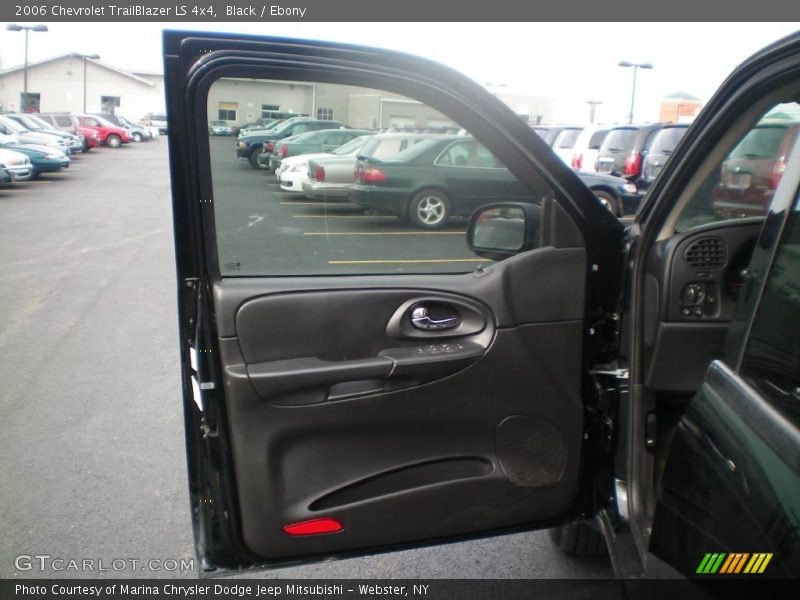 Black / Ebony 2006 Chevrolet TrailBlazer LS 4x4