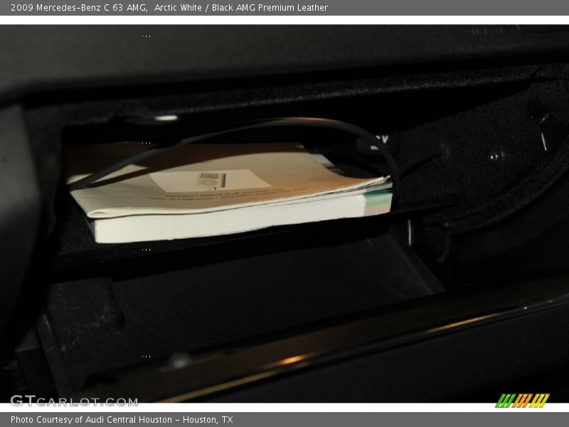 Arctic White / Black AMG Premium Leather 2009 Mercedes-Benz C 63 AMG