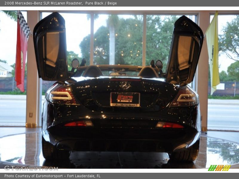 Pure Black / Beige 2008 Mercedes-Benz SLR McLaren Roadster