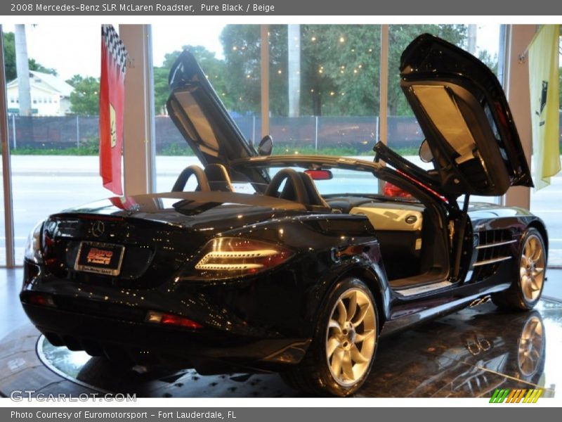 Pure Black / Beige 2008 Mercedes-Benz SLR McLaren Roadster