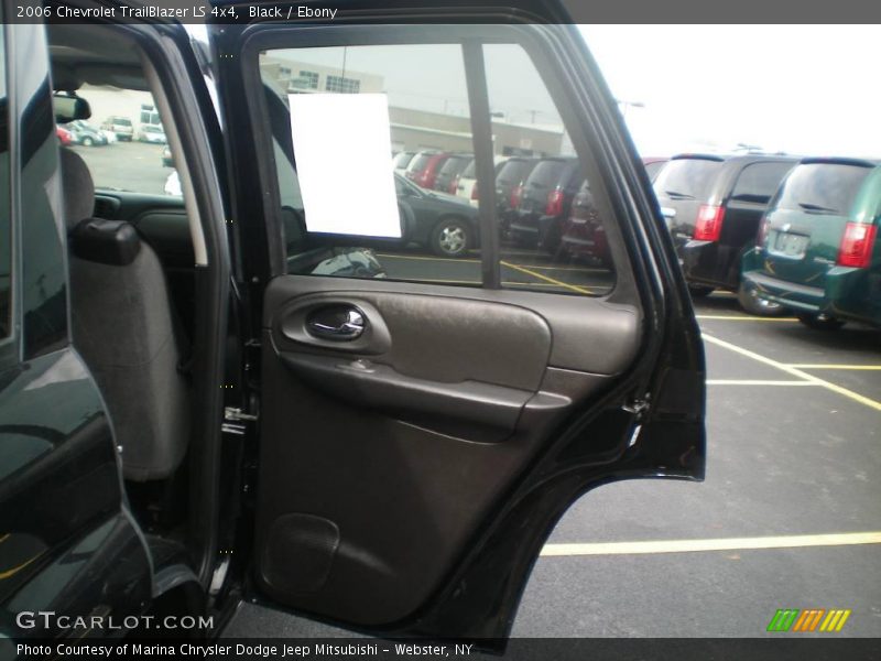Black / Ebony 2006 Chevrolet TrailBlazer LS 4x4