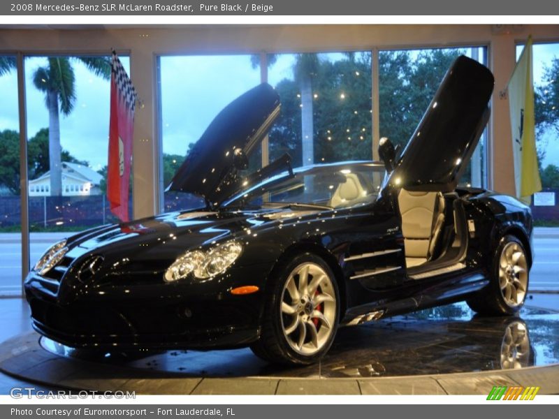 Pure Black / Beige 2008 Mercedes-Benz SLR McLaren Roadster