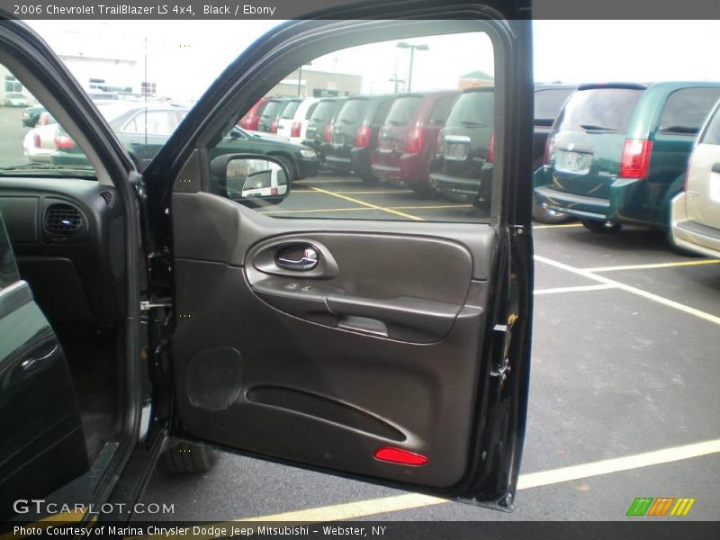 Black / Ebony 2006 Chevrolet TrailBlazer LS 4x4