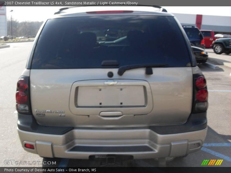 Sandstone Metallic / Light Cashmere/Ebony 2007 Chevrolet TrailBlazer LS 4x4