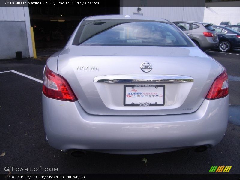 Radiant Silver / Charcoal 2010 Nissan Maxima 3.5 SV