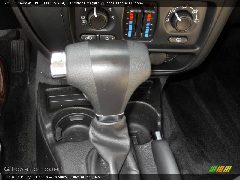 Sandstone Metallic / Light Cashmere/Ebony 2007 Chevrolet TrailBlazer LS 4x4