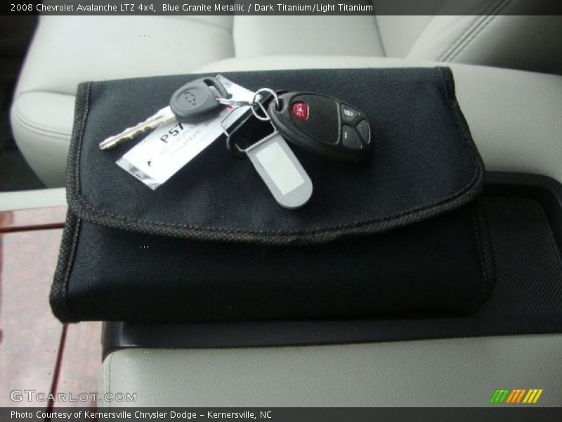 Blue Granite Metallic / Dark Titanium/Light Titanium 2008 Chevrolet Avalanche LTZ 4x4