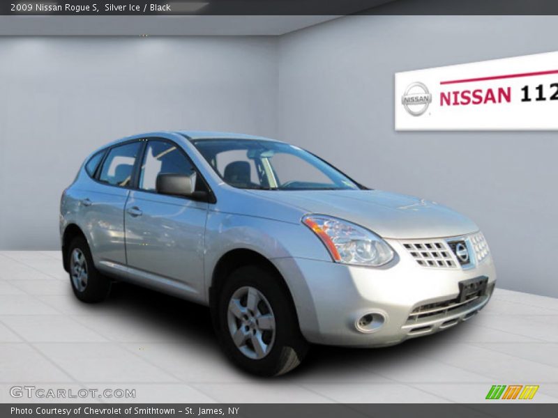 Silver Ice / Black 2009 Nissan Rogue S