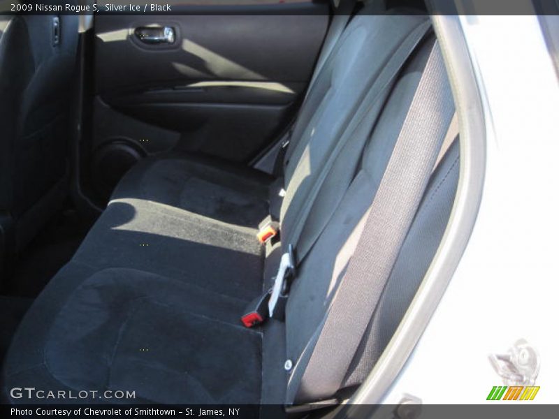 Silver Ice / Black 2009 Nissan Rogue S
