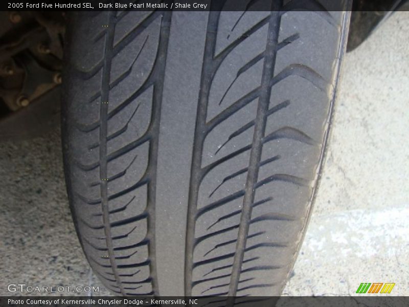 Dark Blue Pearl Metallic / Shale Grey 2005 Ford Five Hundred SEL