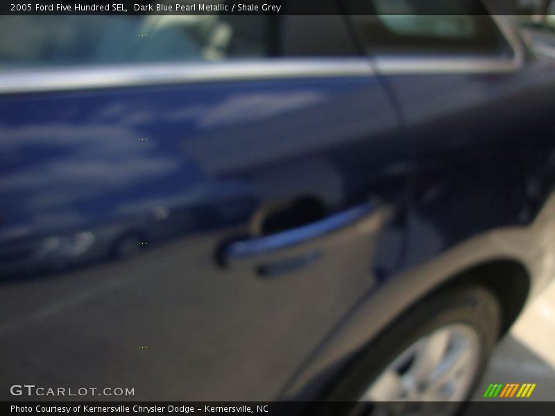 Dark Blue Pearl Metallic / Shale Grey 2005 Ford Five Hundred SEL