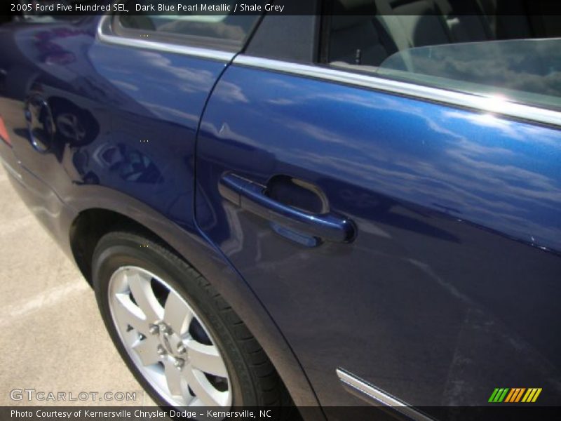Dark Blue Pearl Metallic / Shale Grey 2005 Ford Five Hundred SEL