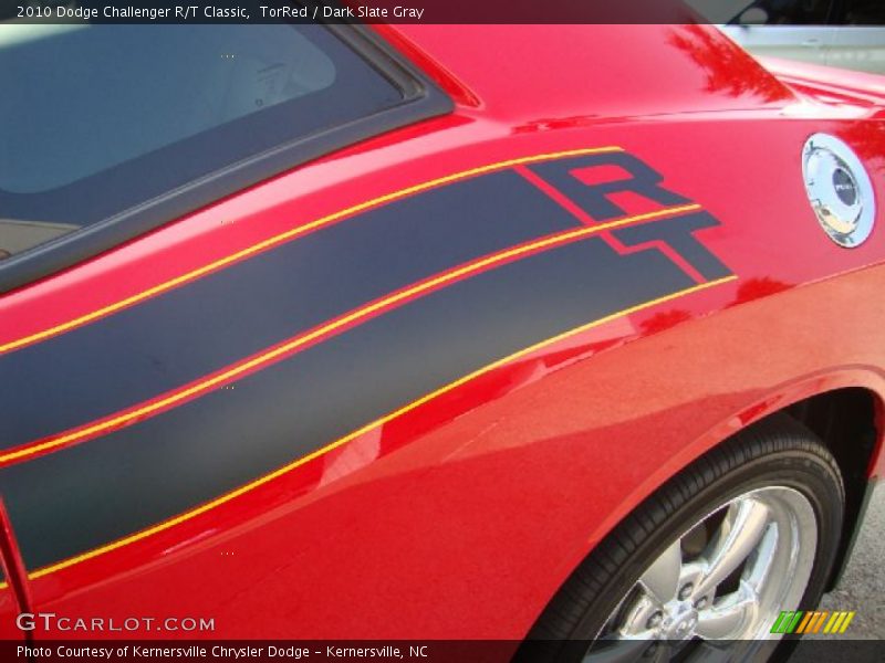 TorRed / Dark Slate Gray 2010 Dodge Challenger R/T Classic