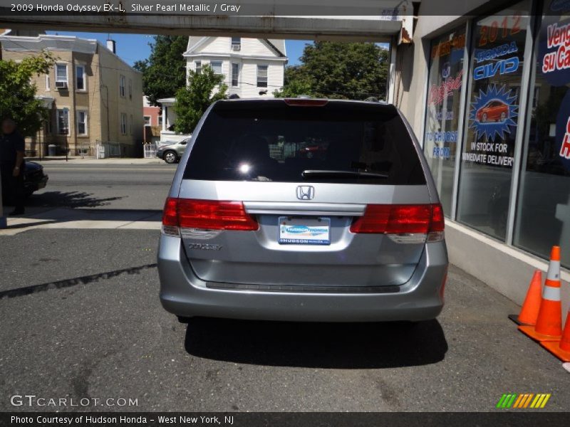 Silver Pearl Metallic / Gray 2009 Honda Odyssey EX-L