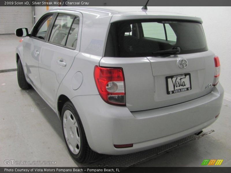 Silver Streak Mica / Charcoal Gray 2009 Scion xD