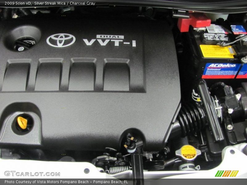 Silver Streak Mica / Charcoal Gray 2009 Scion xD