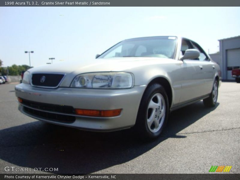 Front 3/4 View of 1998 TL 3.2