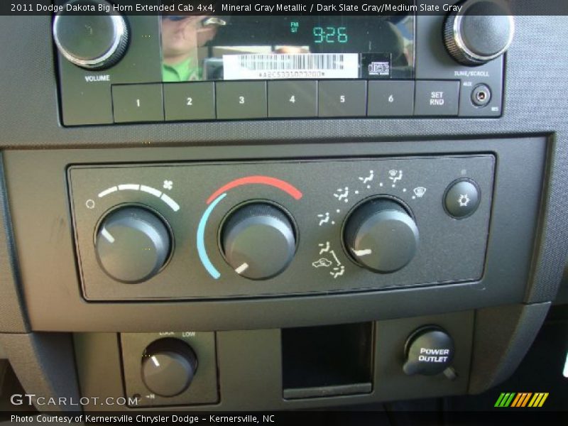 Mineral Gray Metallic / Dark Slate Gray/Medium Slate Gray 2011 Dodge Dakota Big Horn Extended Cab 4x4