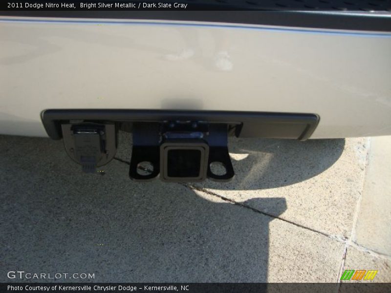 Bright Silver Metallic / Dark Slate Gray 2011 Dodge Nitro Heat