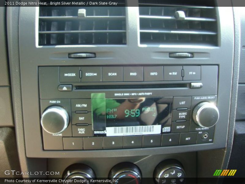 Bright Silver Metallic / Dark Slate Gray 2011 Dodge Nitro Heat