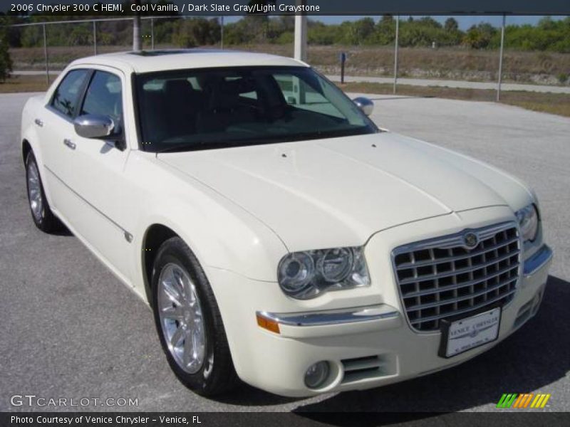 Cool Vanilla / Dark Slate Gray/Light Graystone 2006 Chrysler 300 C HEMI
