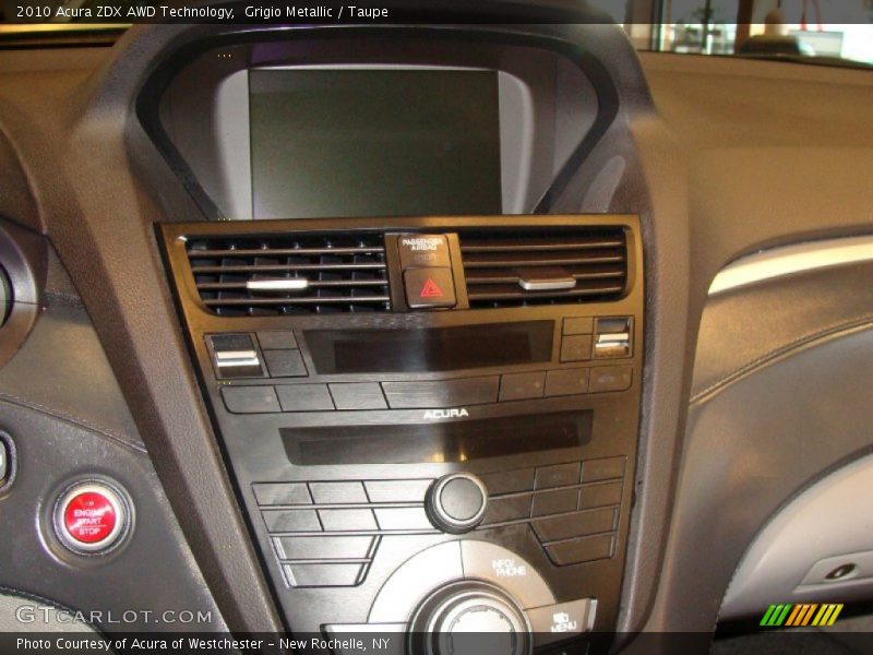 Controls of 2010 ZDX AWD Technology