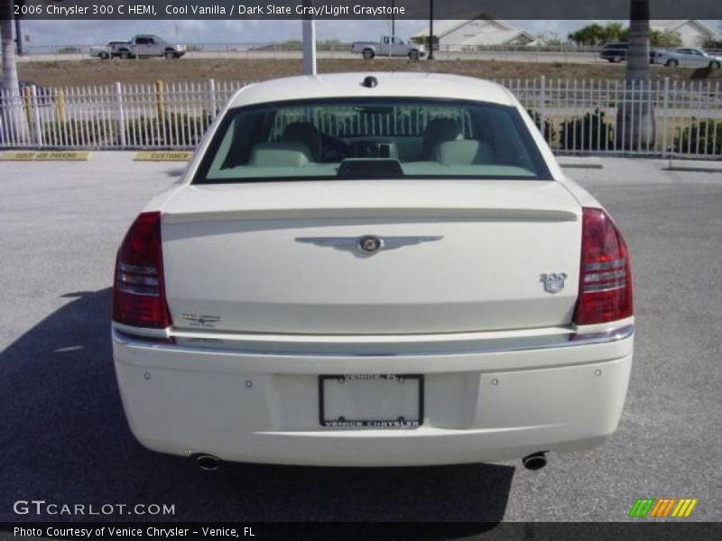 Cool Vanilla / Dark Slate Gray/Light Graystone 2006 Chrysler 300 C HEMI