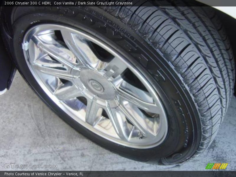 Cool Vanilla / Dark Slate Gray/Light Graystone 2006 Chrysler 300 C HEMI