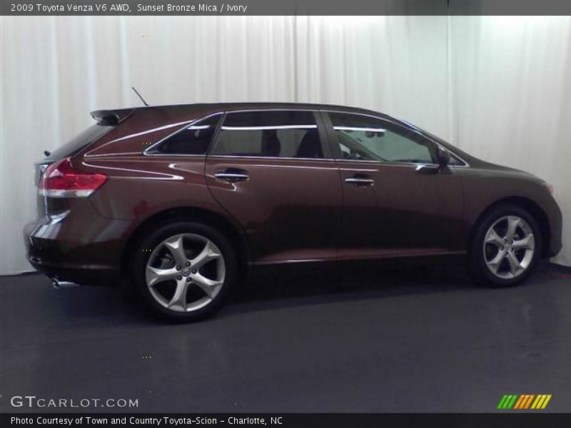 Sunset Bronze Mica / Ivory 2009 Toyota Venza V6 AWD