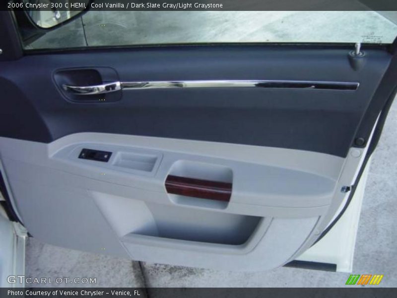 Cool Vanilla / Dark Slate Gray/Light Graystone 2006 Chrysler 300 C HEMI