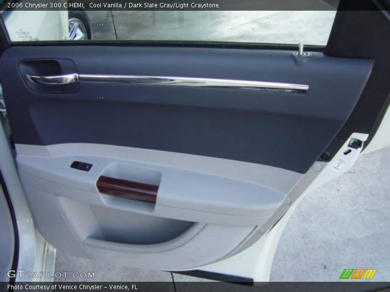 Cool Vanilla / Dark Slate Gray/Light Graystone 2006 Chrysler 300 C HEMI